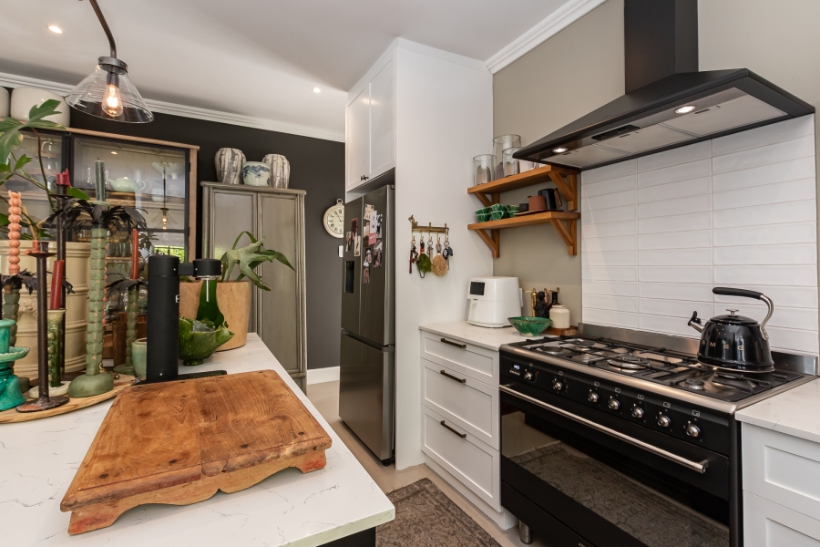 3 Bedroom Property for Sale in Claremont Upper Western Cape